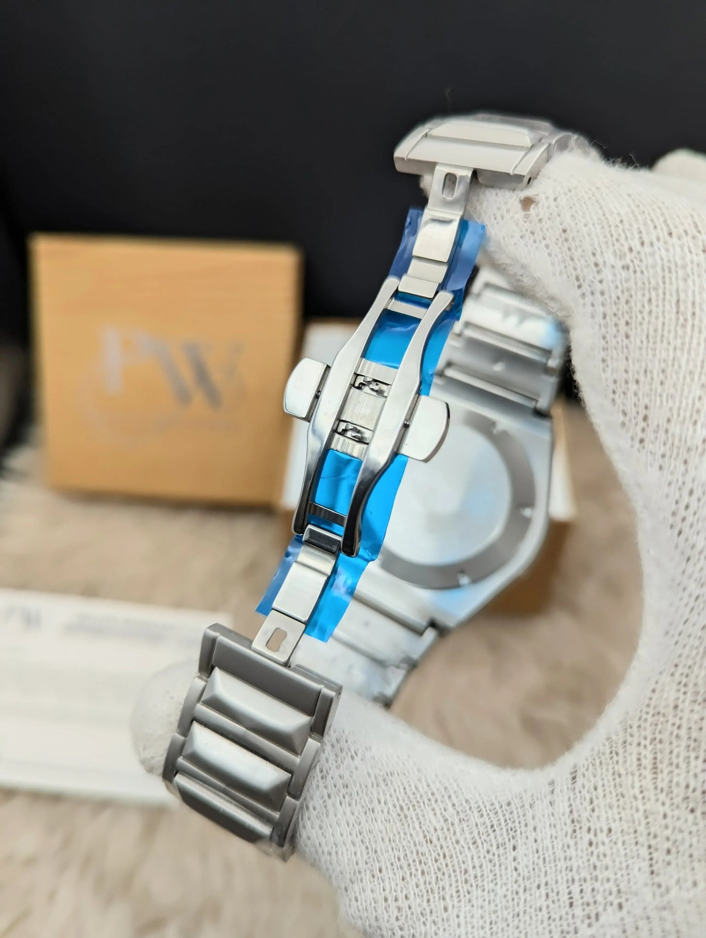 Diamond Cut | Date Adjustment | Texture Chain (Plain Grey) Patni Watches
