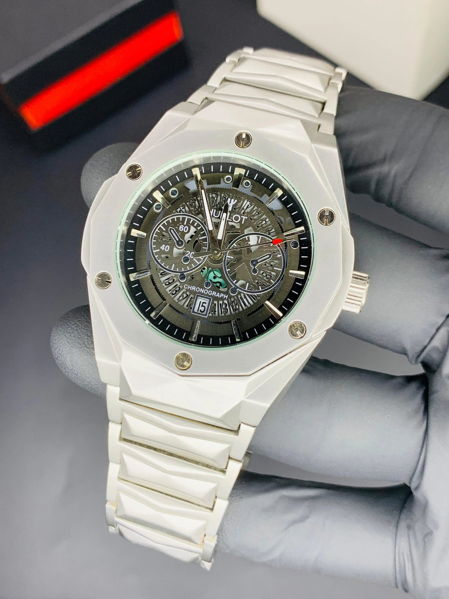 Diamond Cut | Date Adjustment | Texture Chain (White) Patni Watches