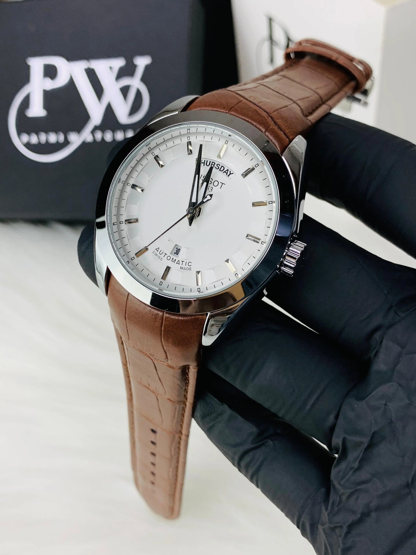 New Gentleman Model - Quartz Patni Watches