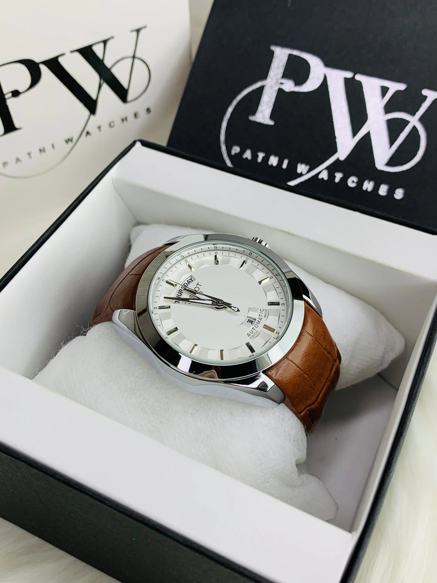 New Gentleman Model - Quartz Patni Watches