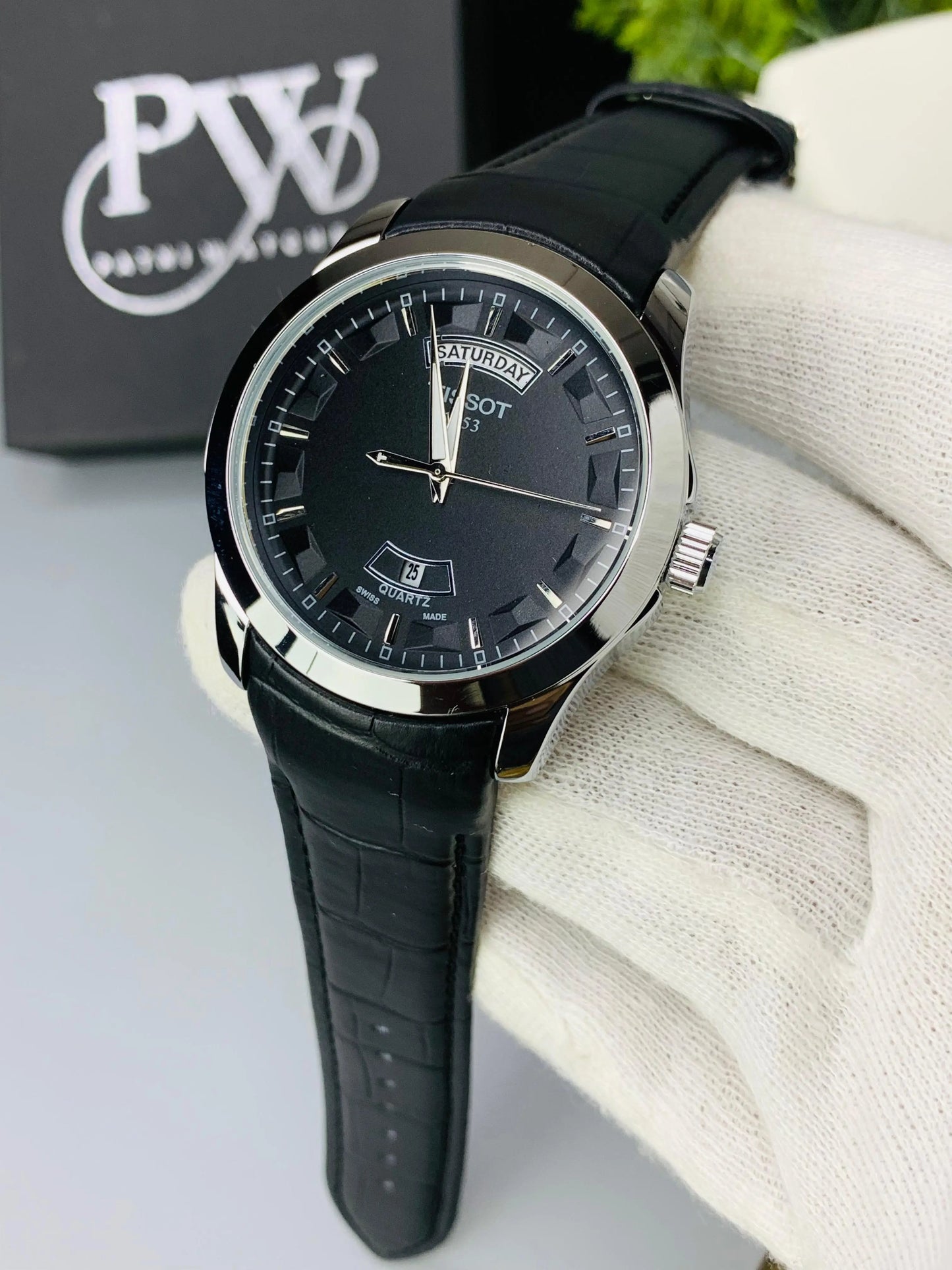 New Gentleman Model - Quartz (Black) Patni Watches