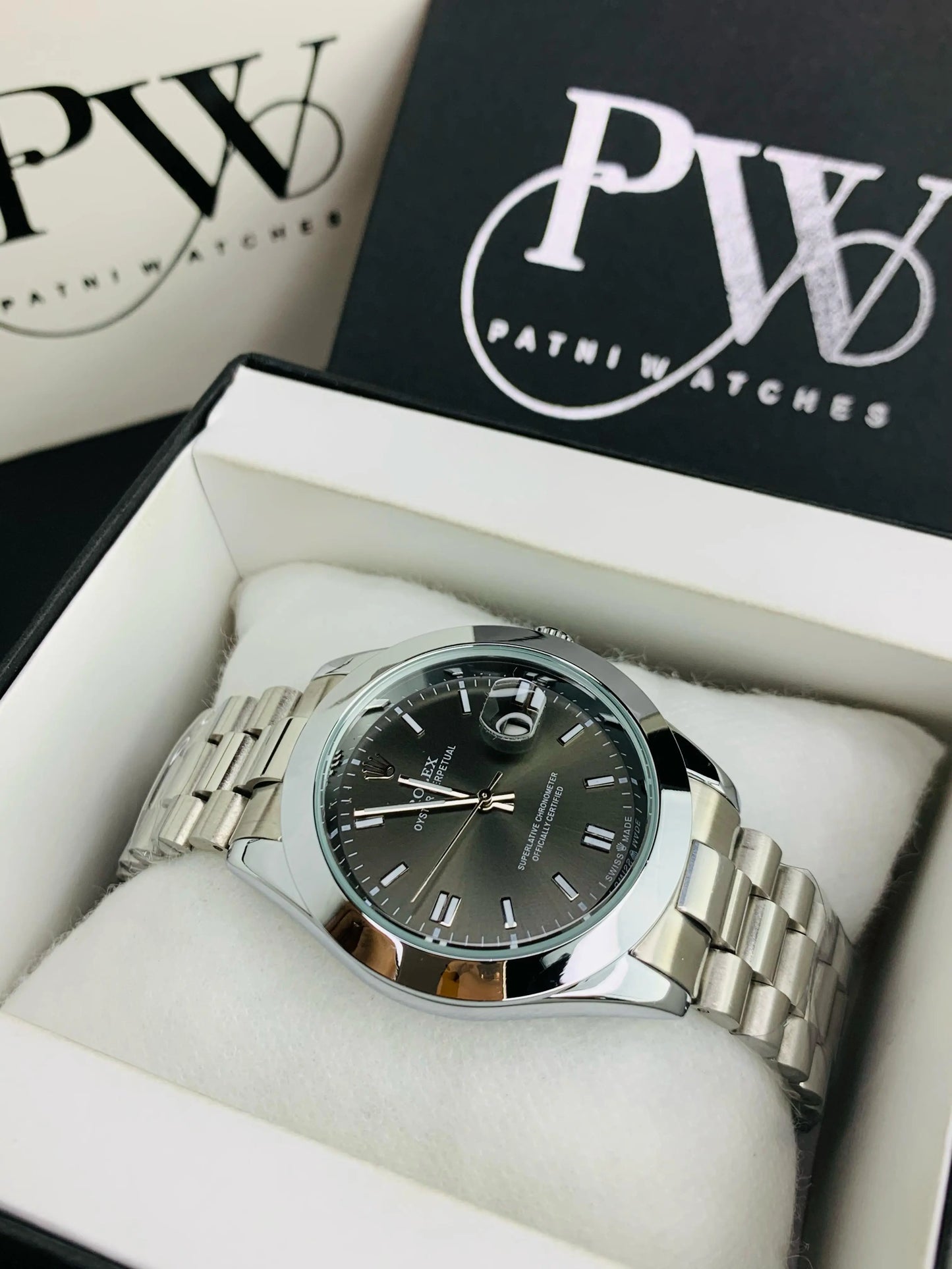 Oyestar Model (Black) Patni Watches