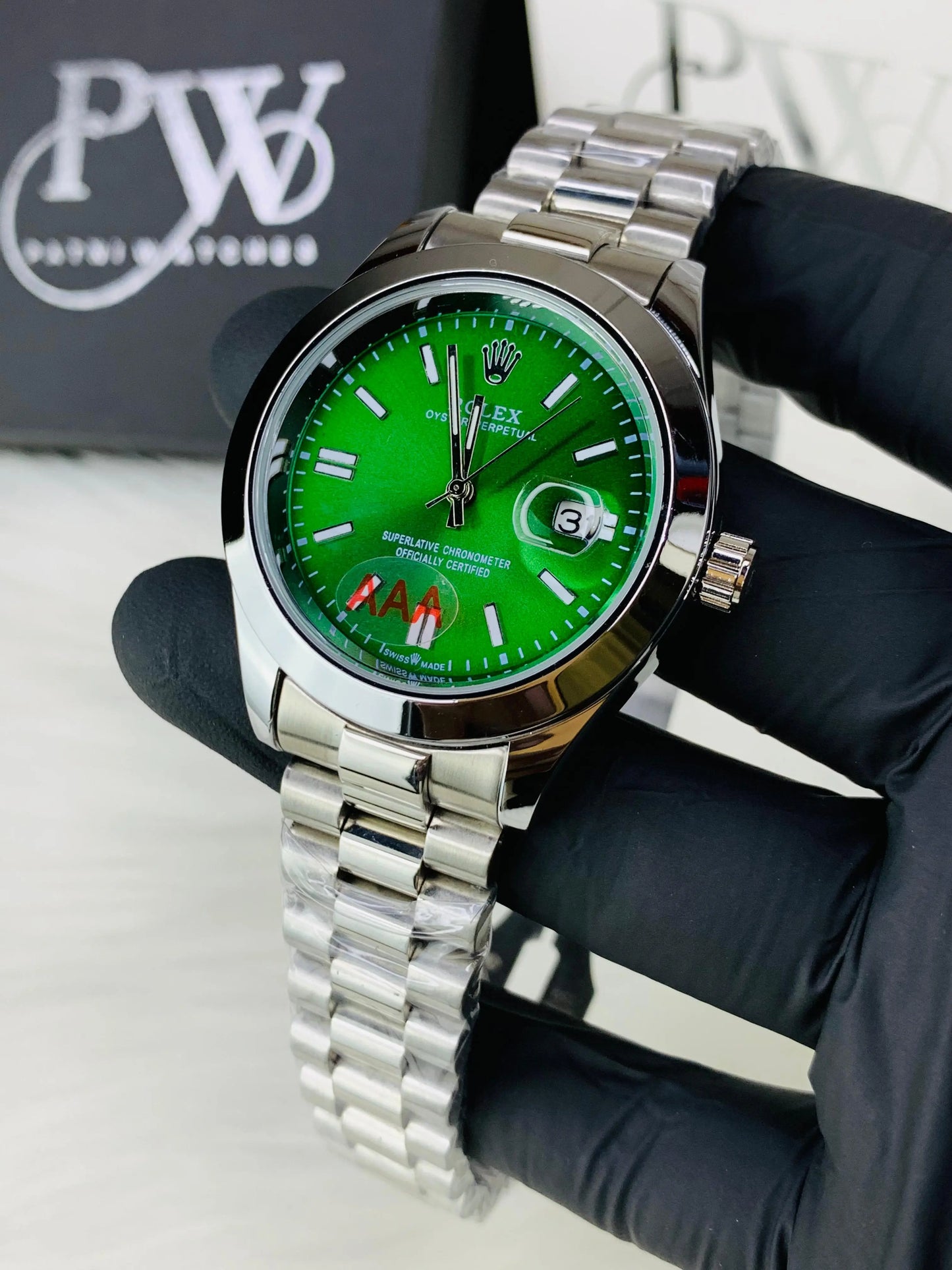 Oyestar Model (Green) Patni Watches