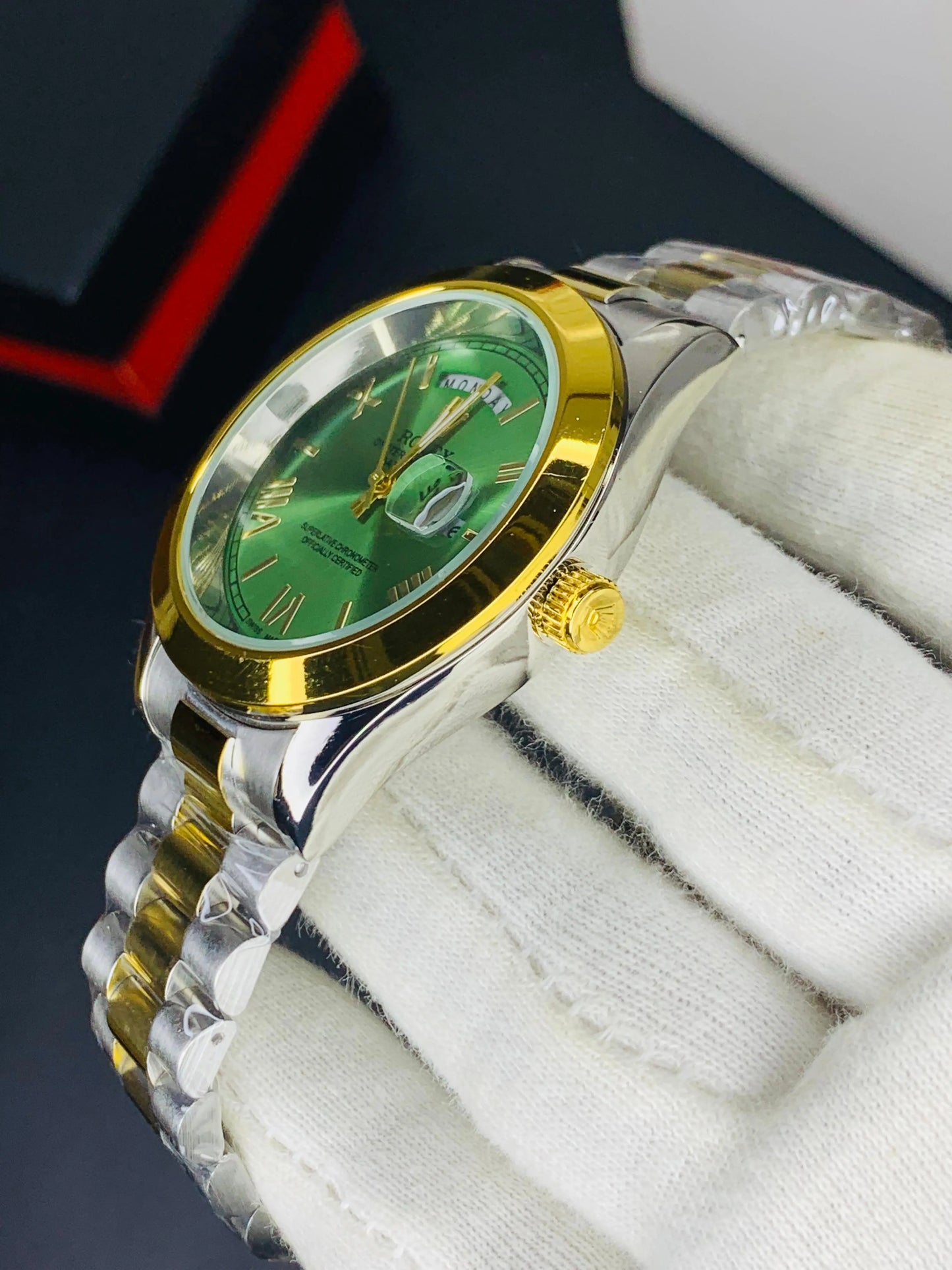 Roman Dial Model (Green) Patni Watches