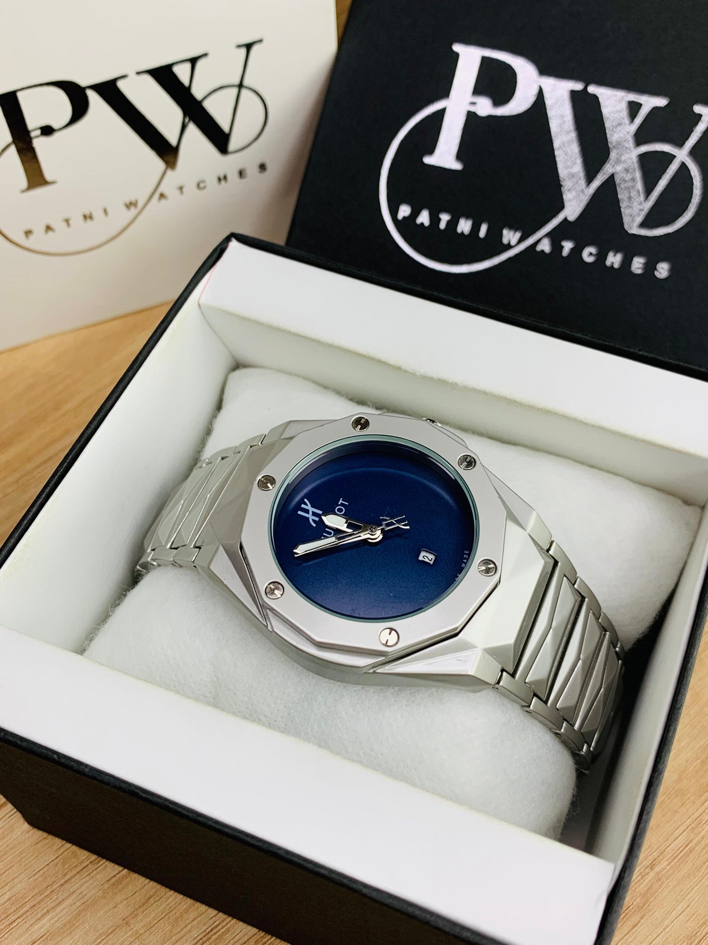 Diamond Cut | Date Adjustment | Texture Chain (Plain Blue) Patni Watches