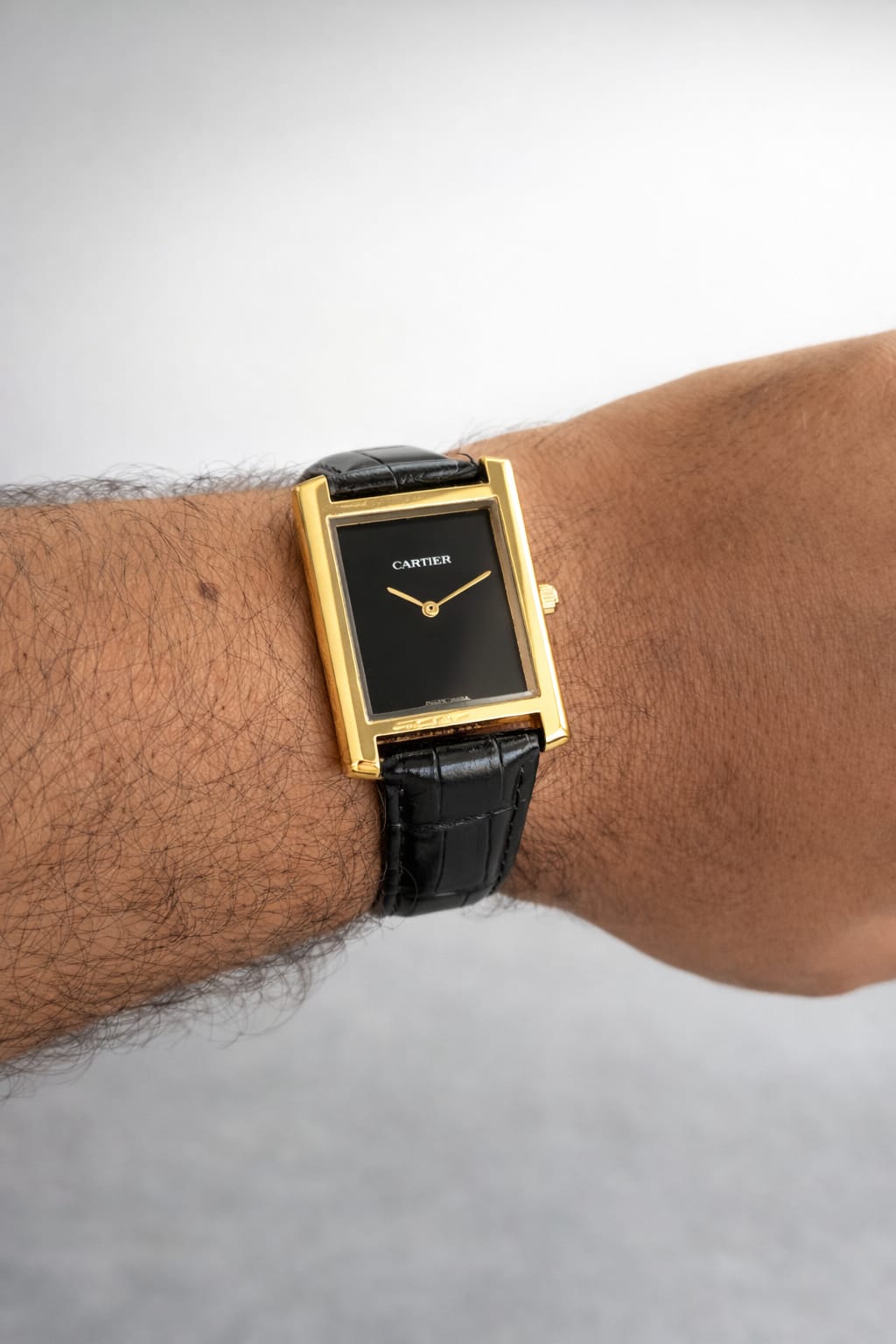 Cart Tank Gold Model (Black Plain Black) Patni Watches