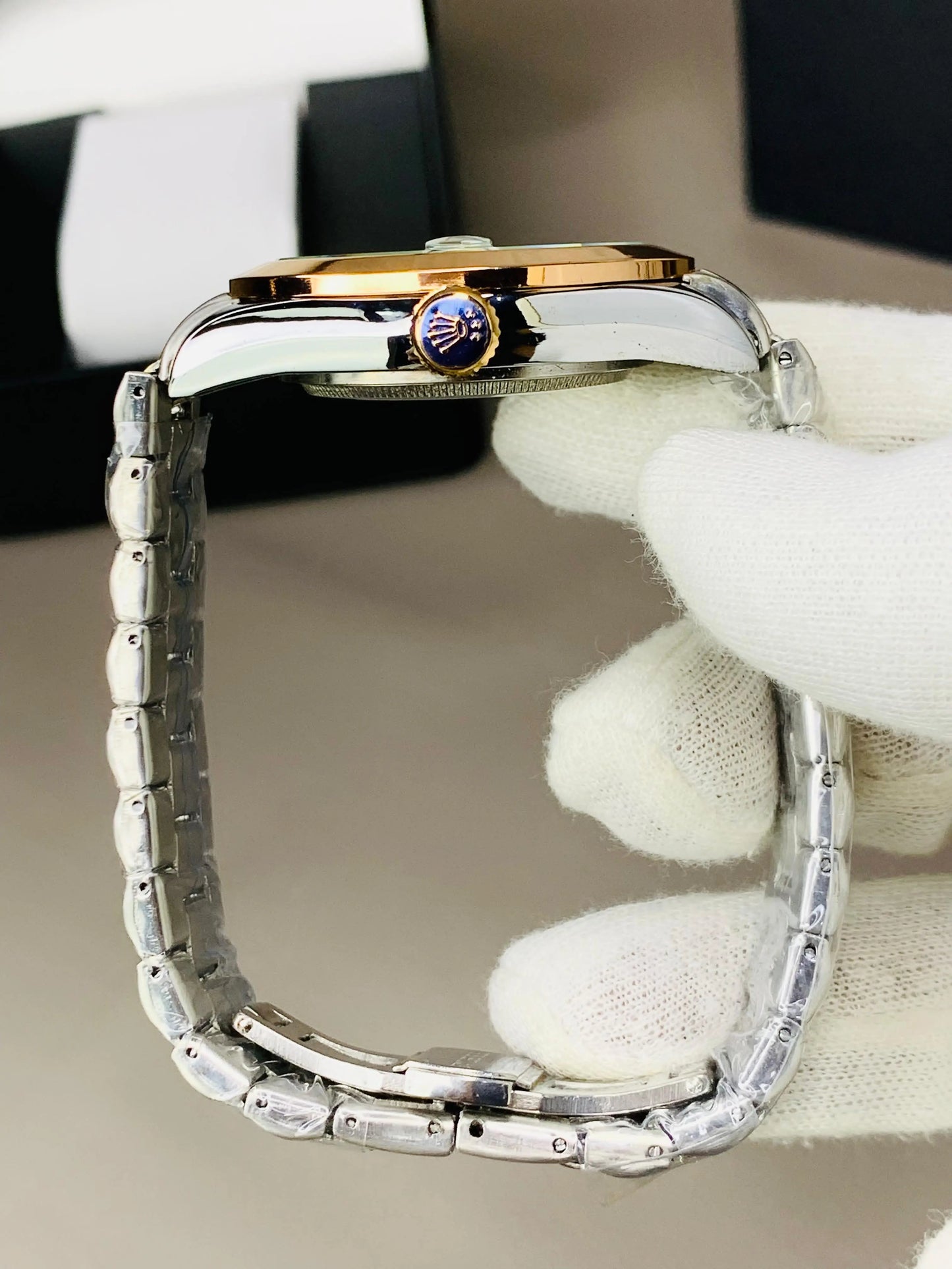 White Single Eye Model Patni Watches