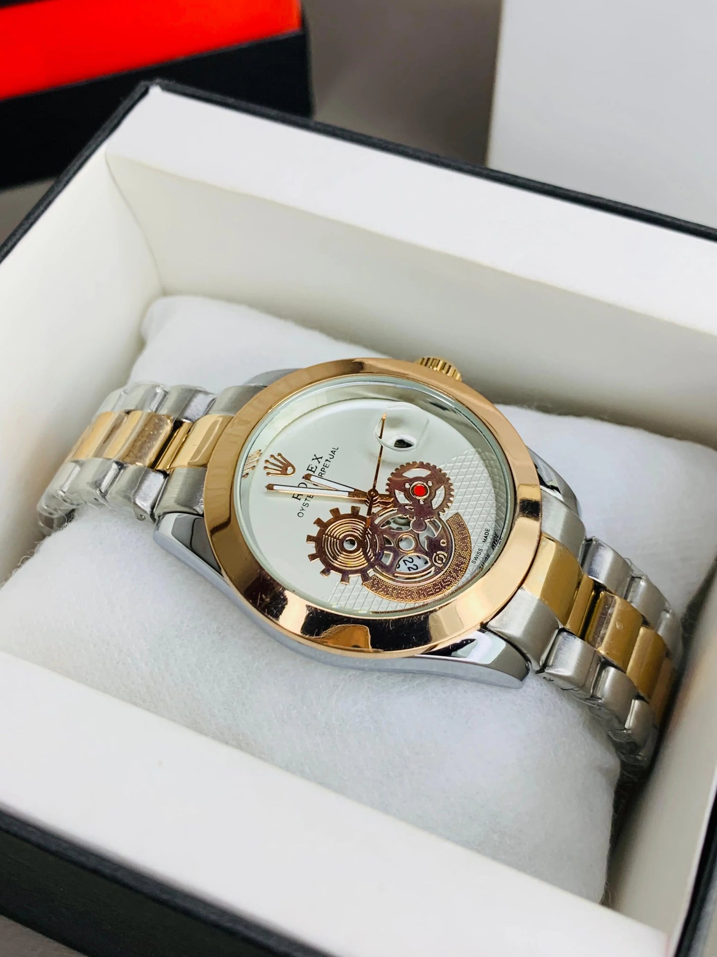 White Single Eye Model Patni Watches