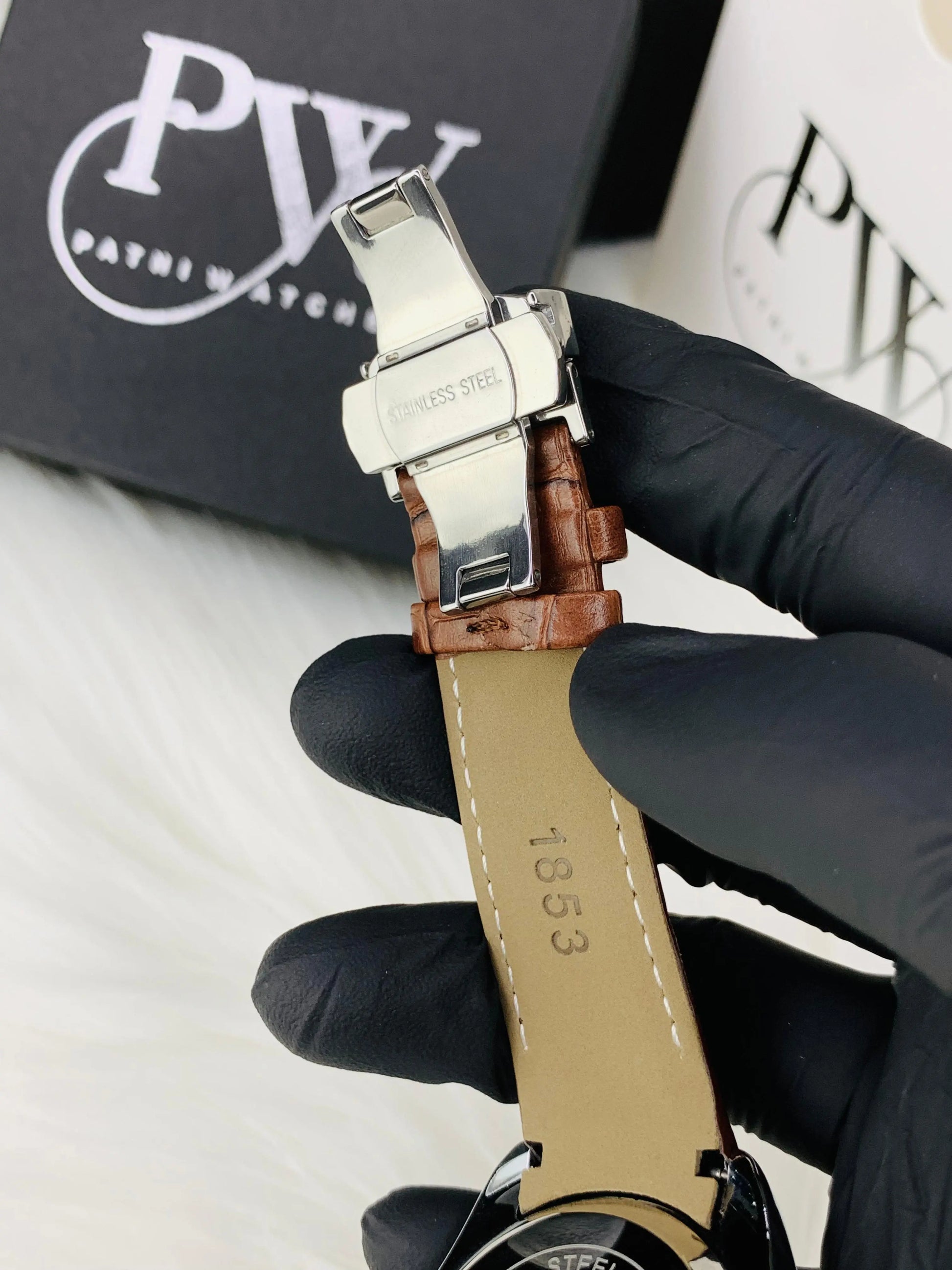 New Gentleman Model - Quartz Patni Watches