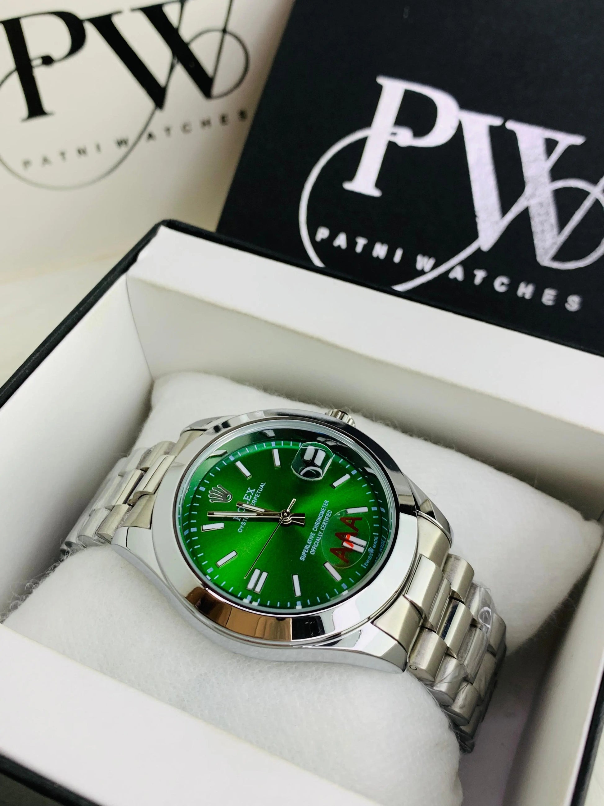 Oyestar Model (Green) Patni Watches