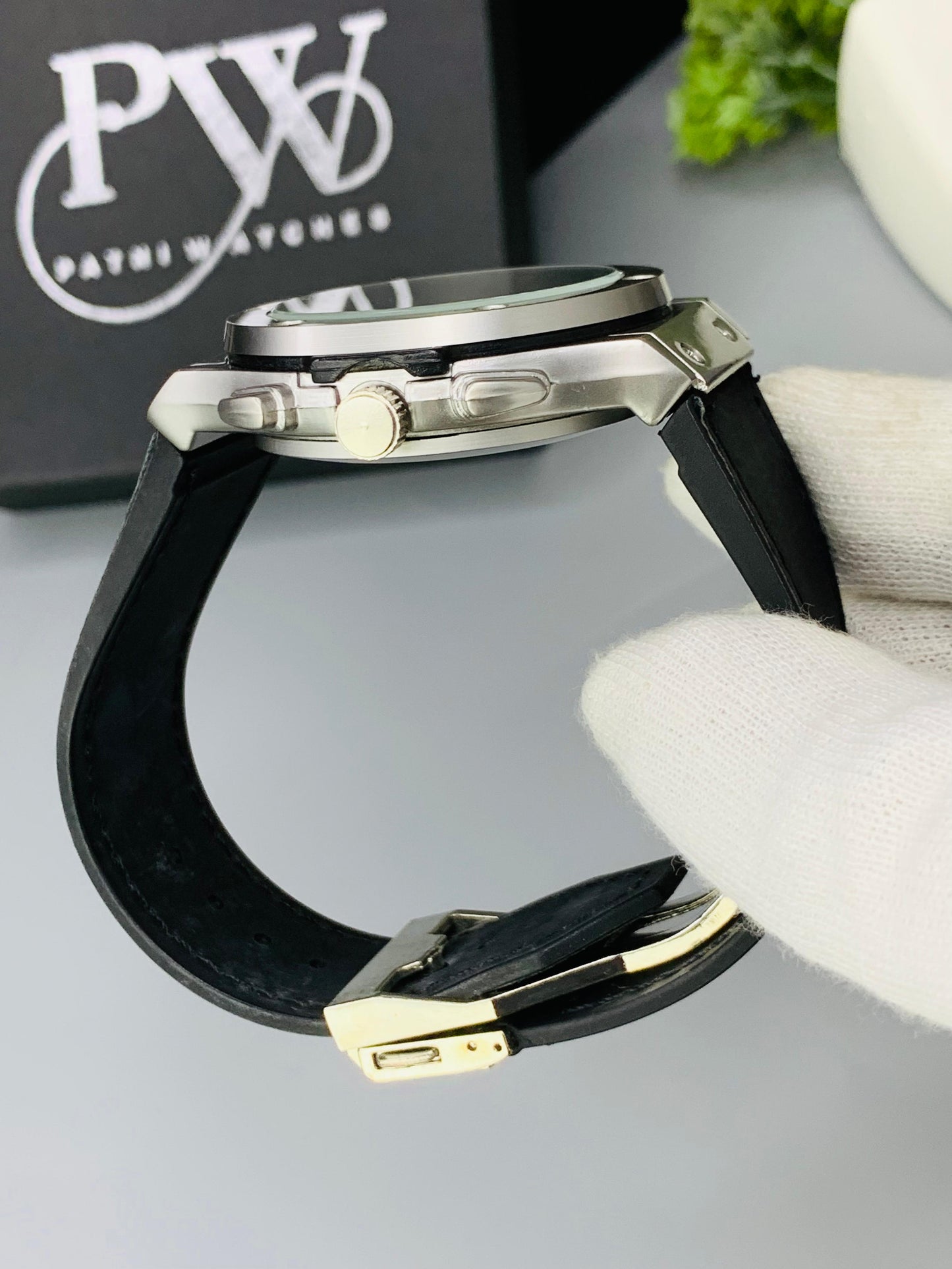 HUB Strap Model (Black)