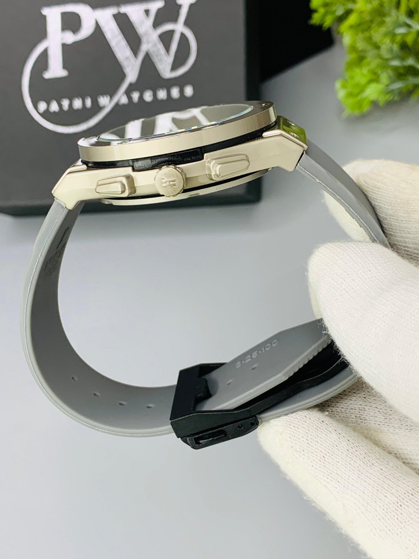 HUB Strap Model (Grey)