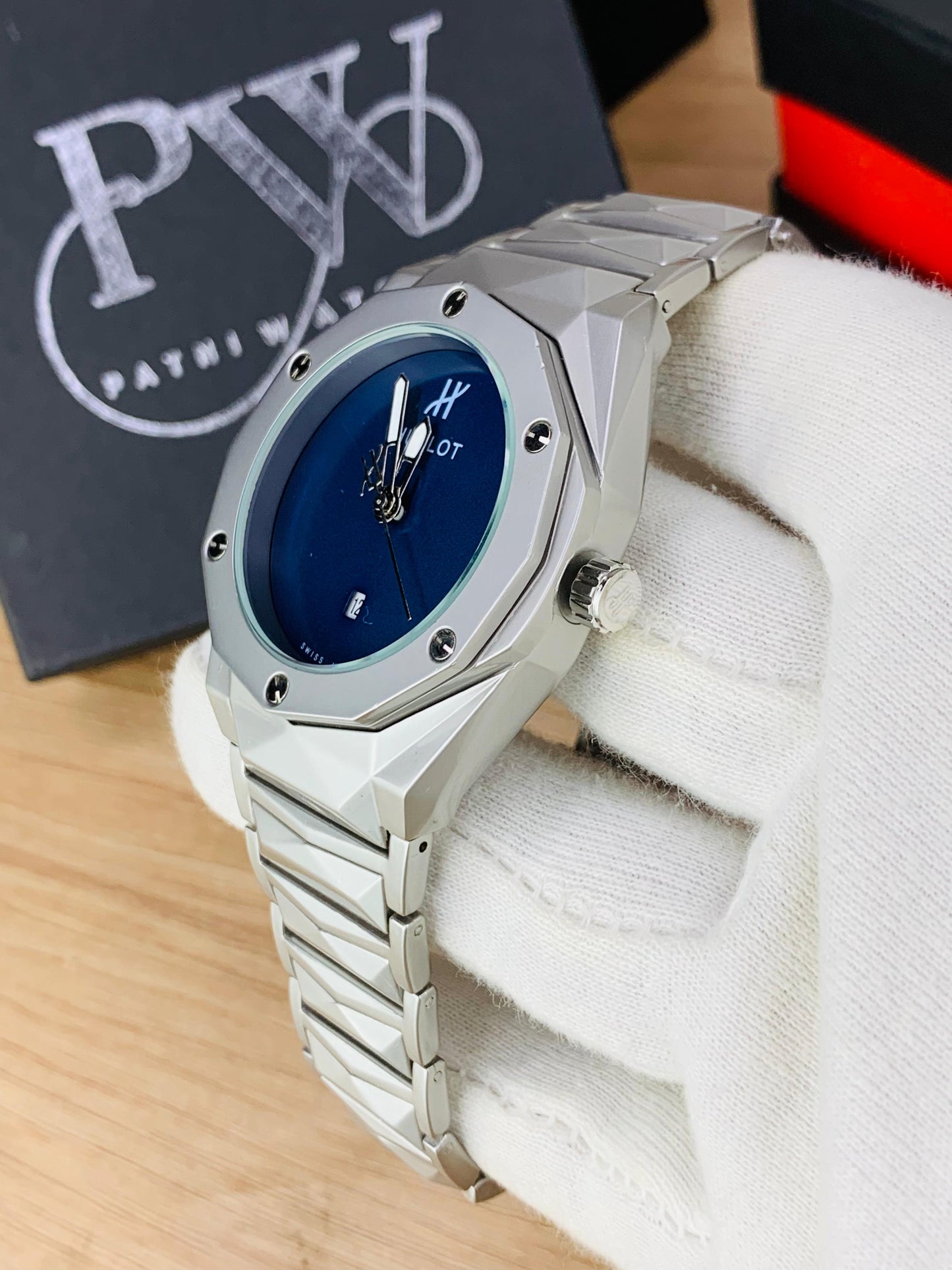 Diamond Cut | Date Adjustment | Texture Chain (Plain Blue) Patni Watches