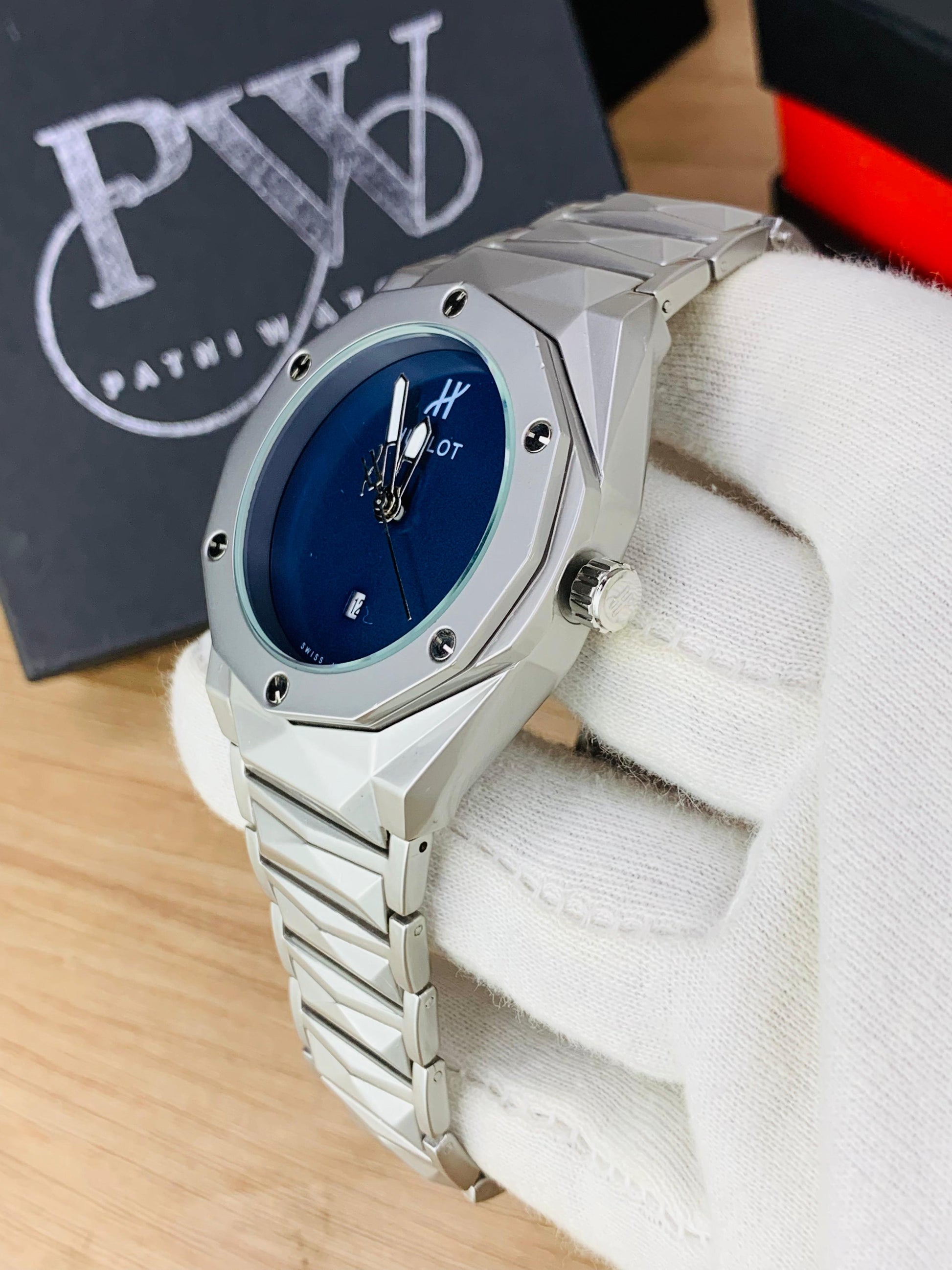 Diamond Cut | Date Adjustment | Texture Chain (Plain Blue) Patni Watches