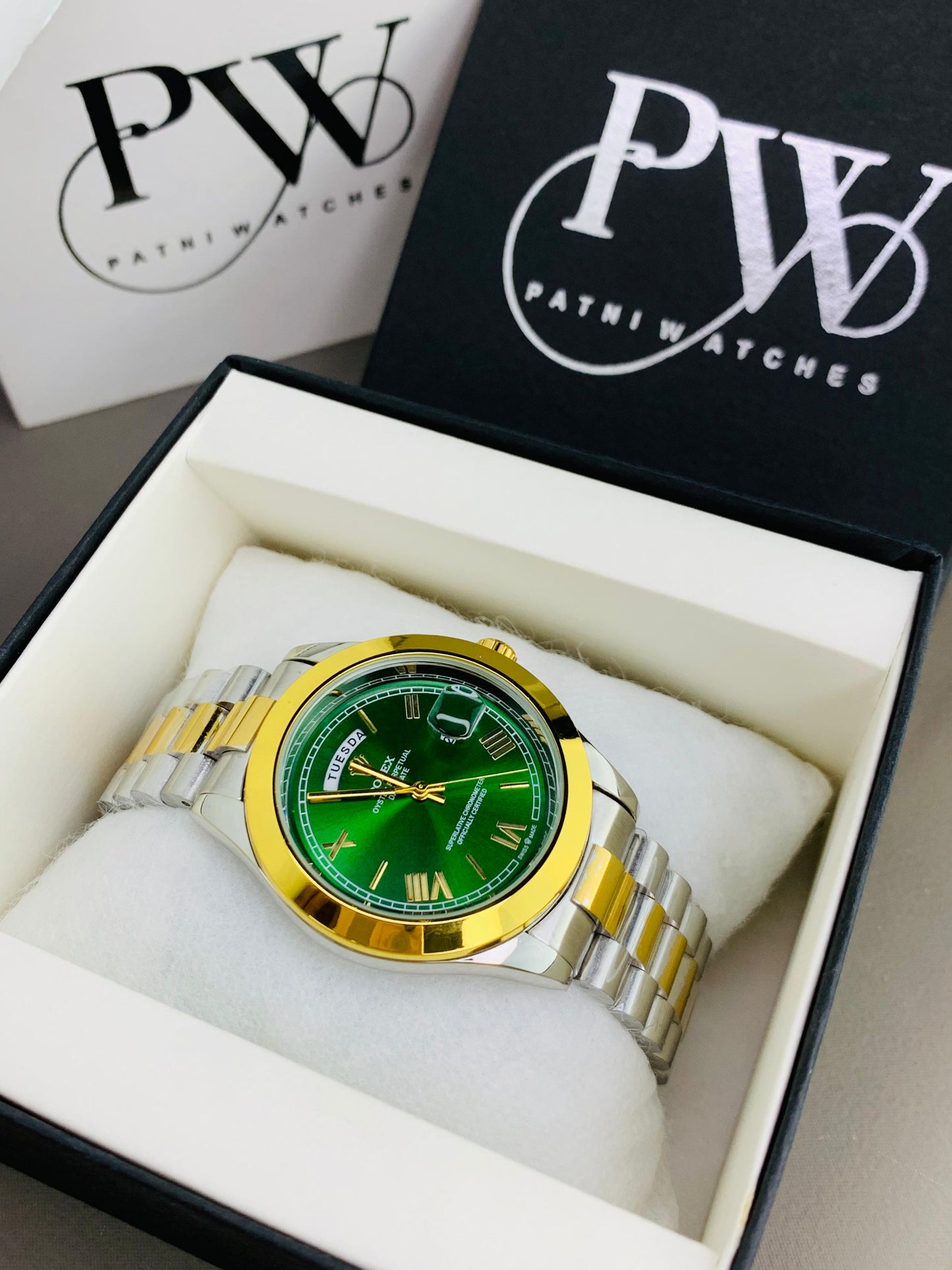 Roman Dial Model (Green) Patni Watches