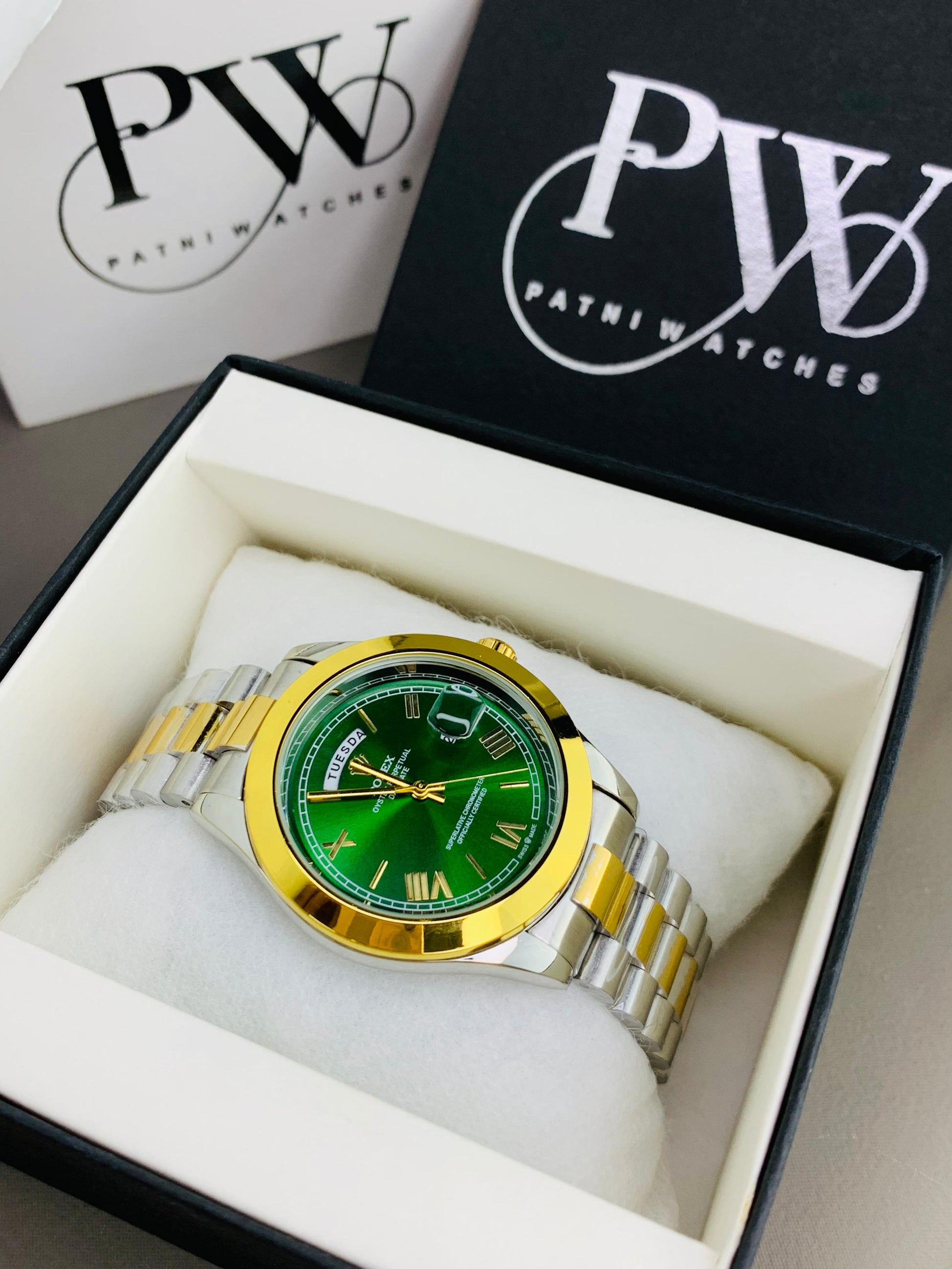 Roman Dial Model (Green) Patni Watches