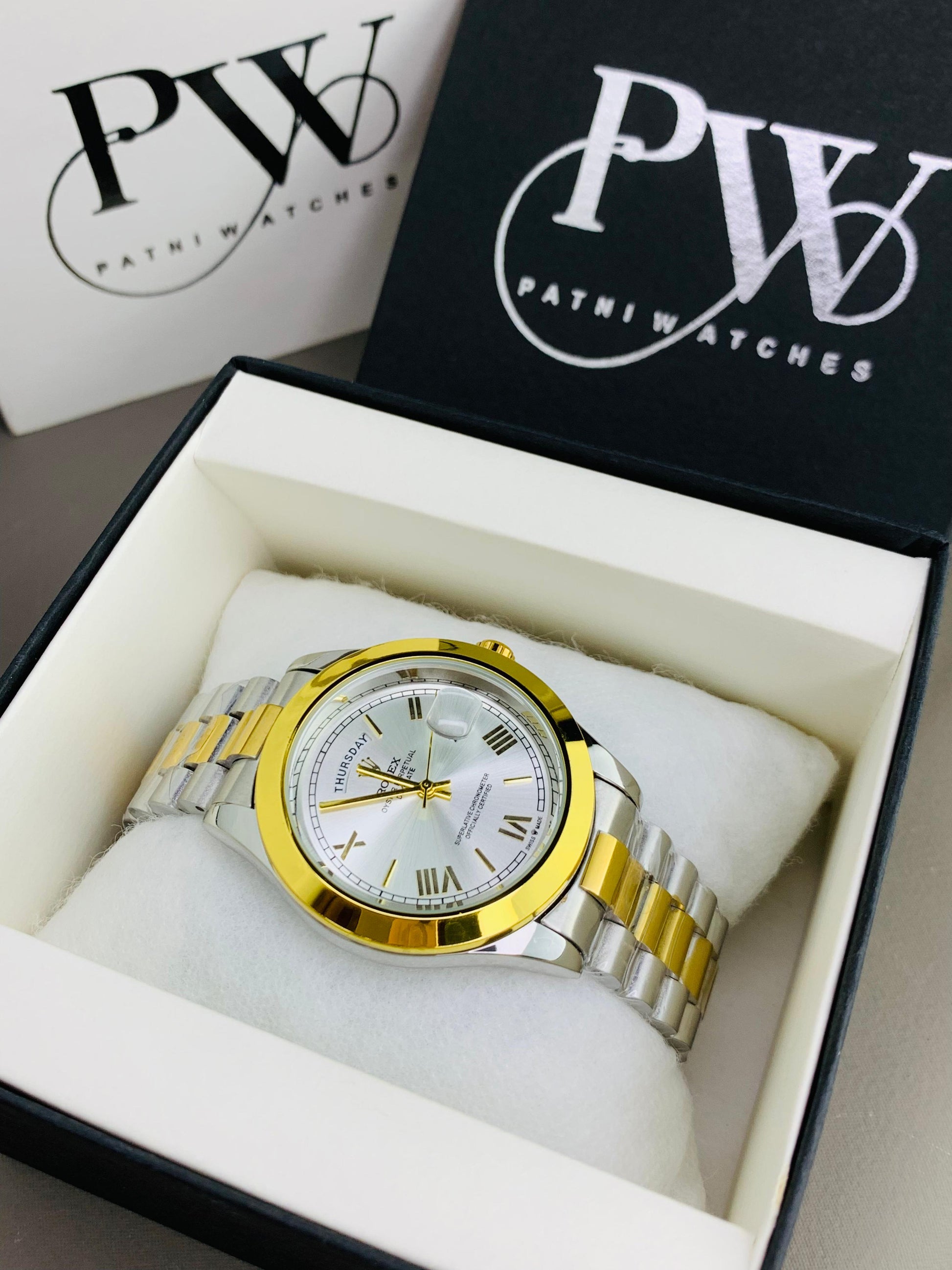 Roman Dial Model (White) Patni Watches