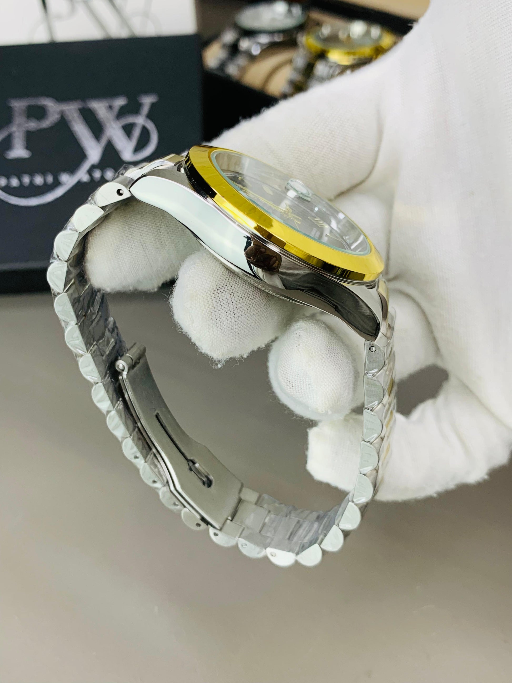 Roman Dial Model (Black) Patni Watches