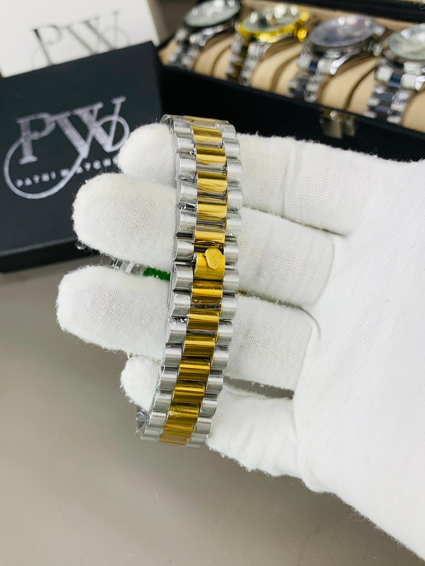 Stone Two Tone Model (Gold Black) Patni Watches
