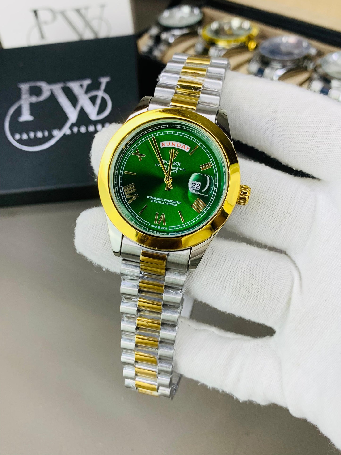 Roman Dial Model (Green) Patni Watches