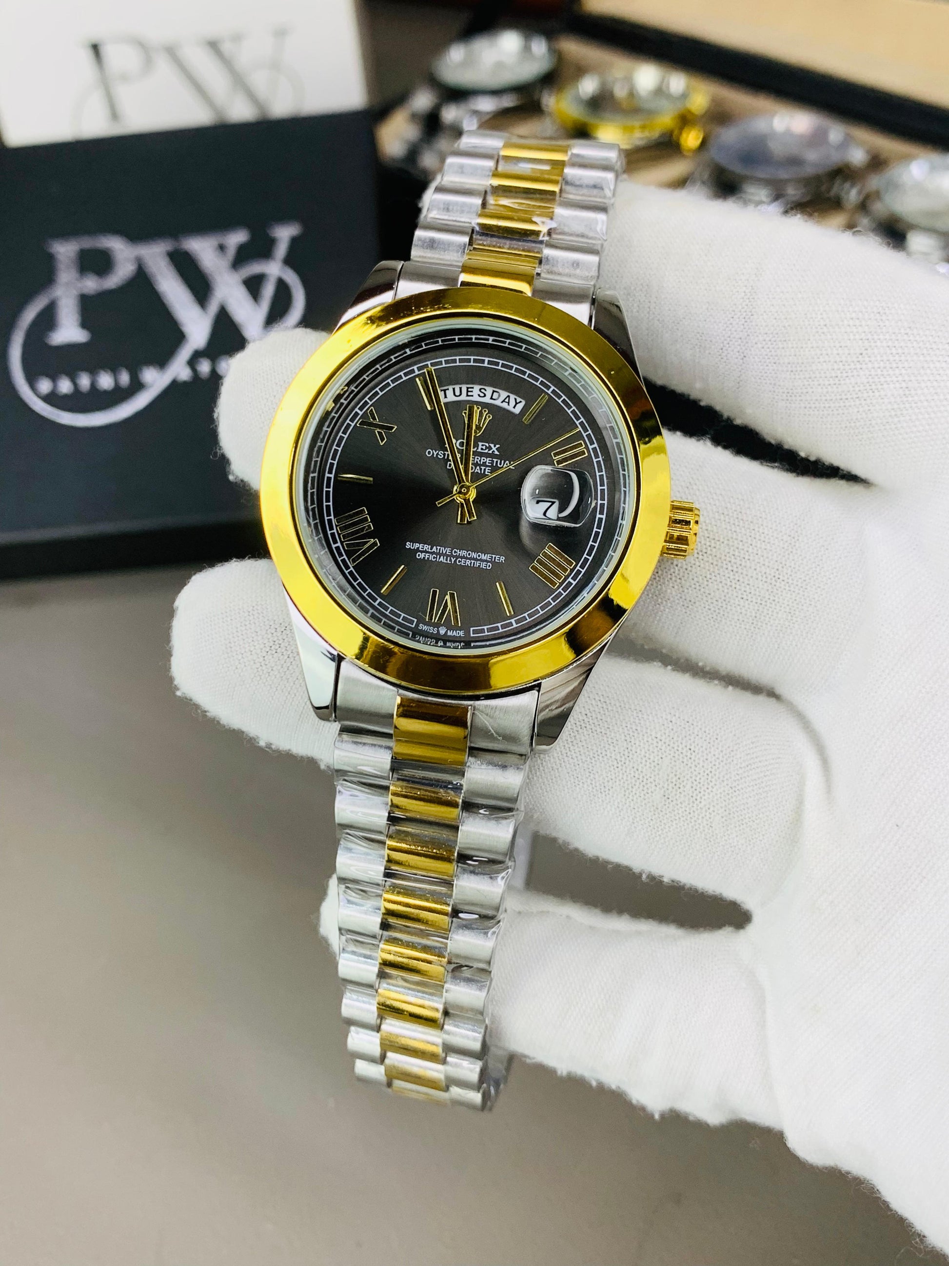 Roman Dial Model (Black) Patni Watches