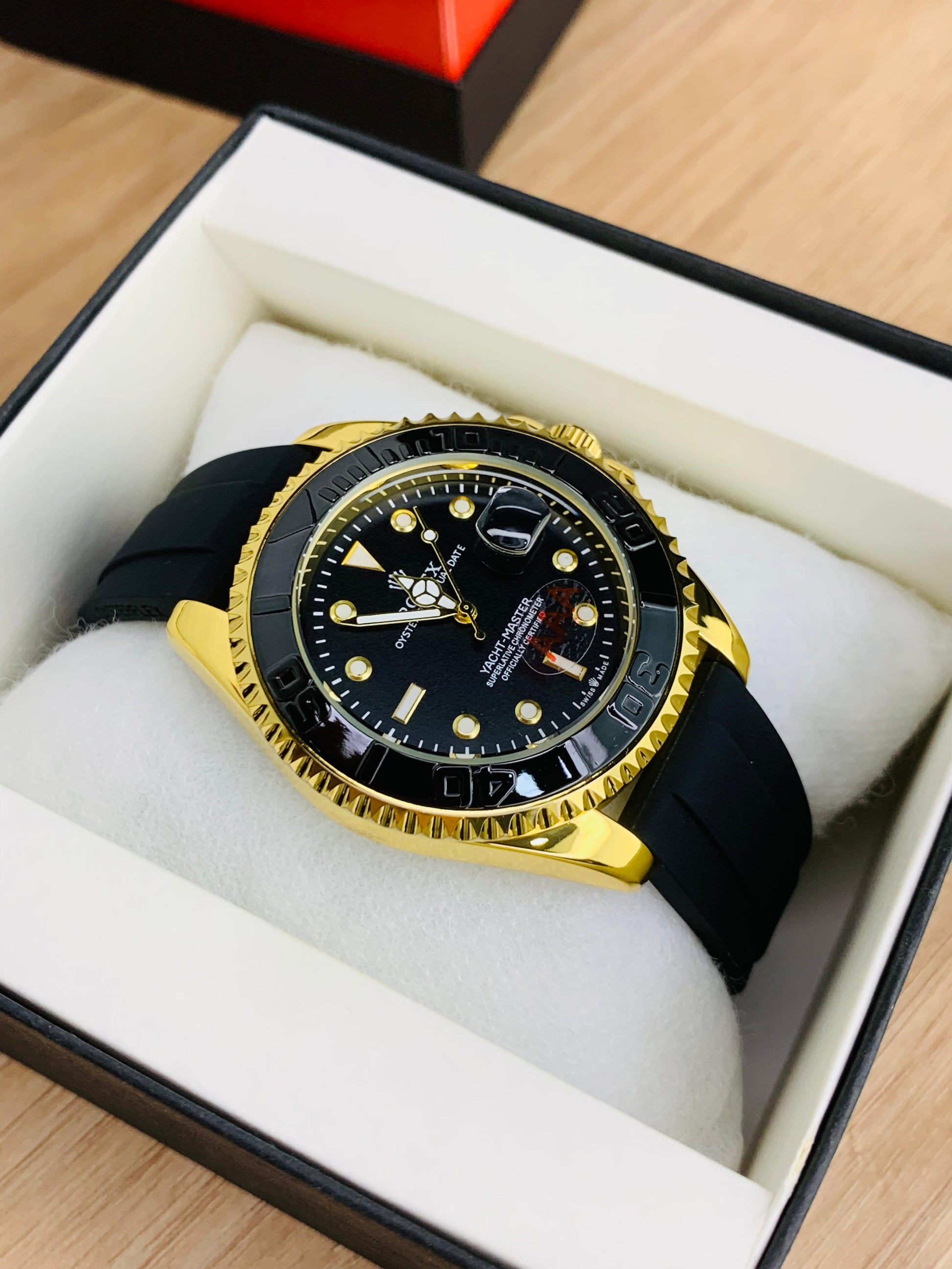 Yatch Model (Gold) Patni Watches