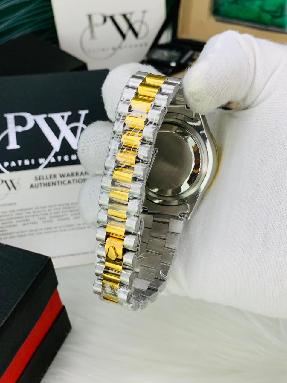 Branded Roman Model (Black) Patni Watches