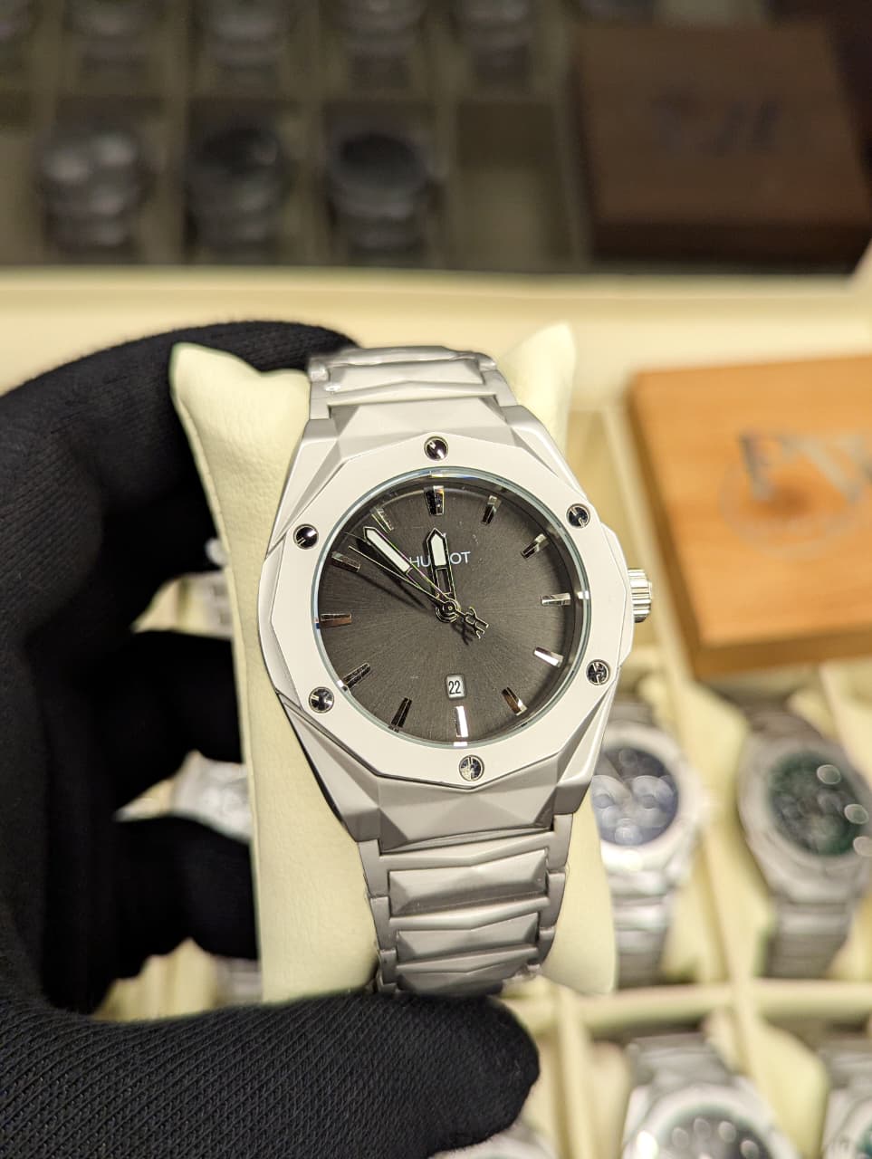 Diamond Cut | Date Adjustment | Texture Chain (Index Black) Patni Watches