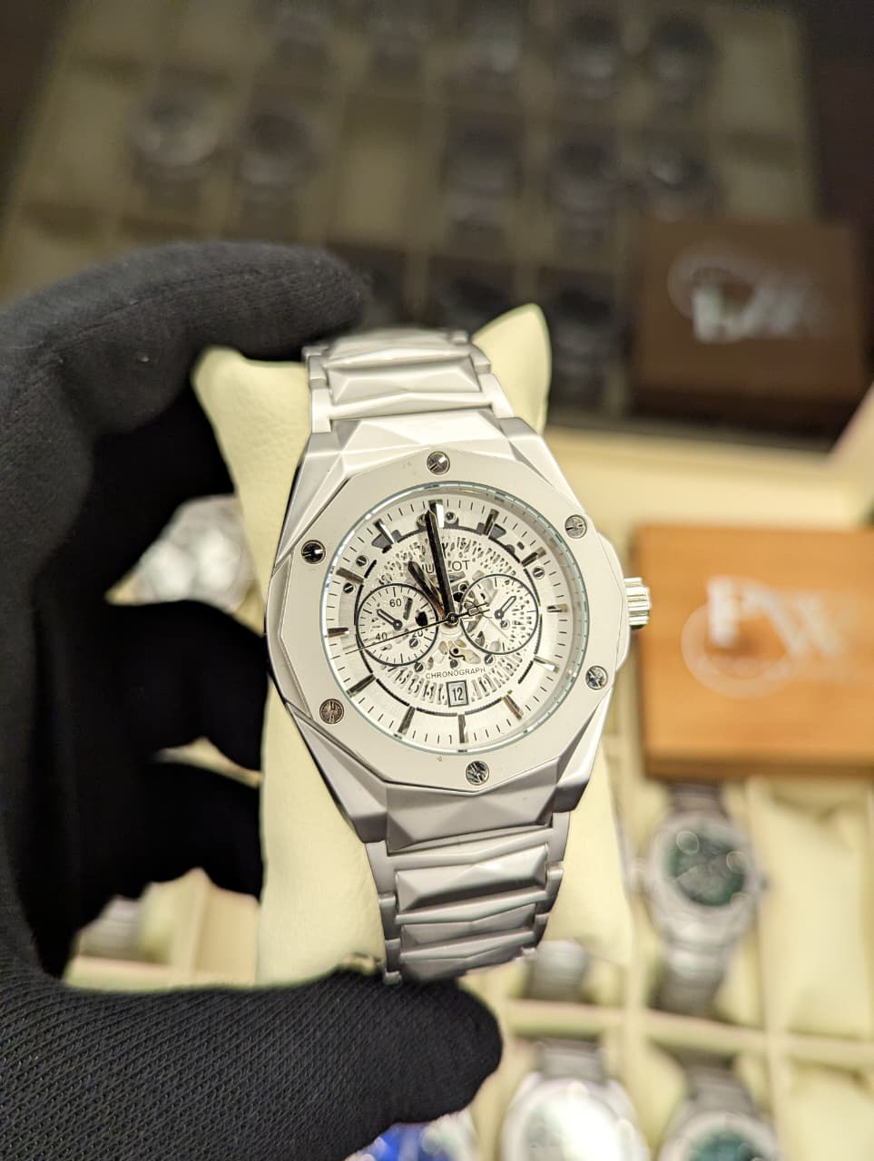 Diamond Cut | Date Adjustment | Texture Chain (Skelton Silver) Patni Watches