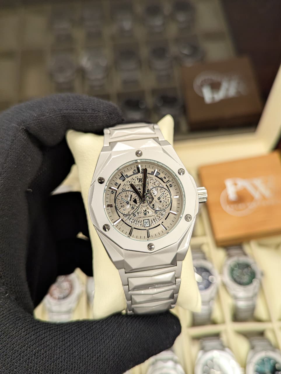 Diamond Cut | Date Adjustment | Texture Chain (Skeleton Grey) Patni Watches