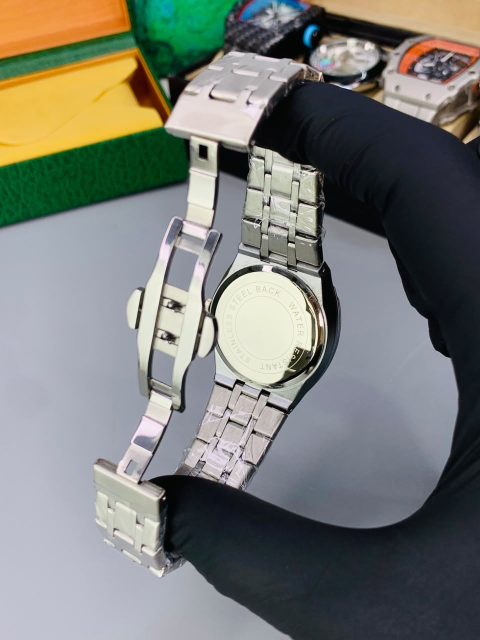 GUCI Slim Watch Model (Gold Grey) Patni Watches