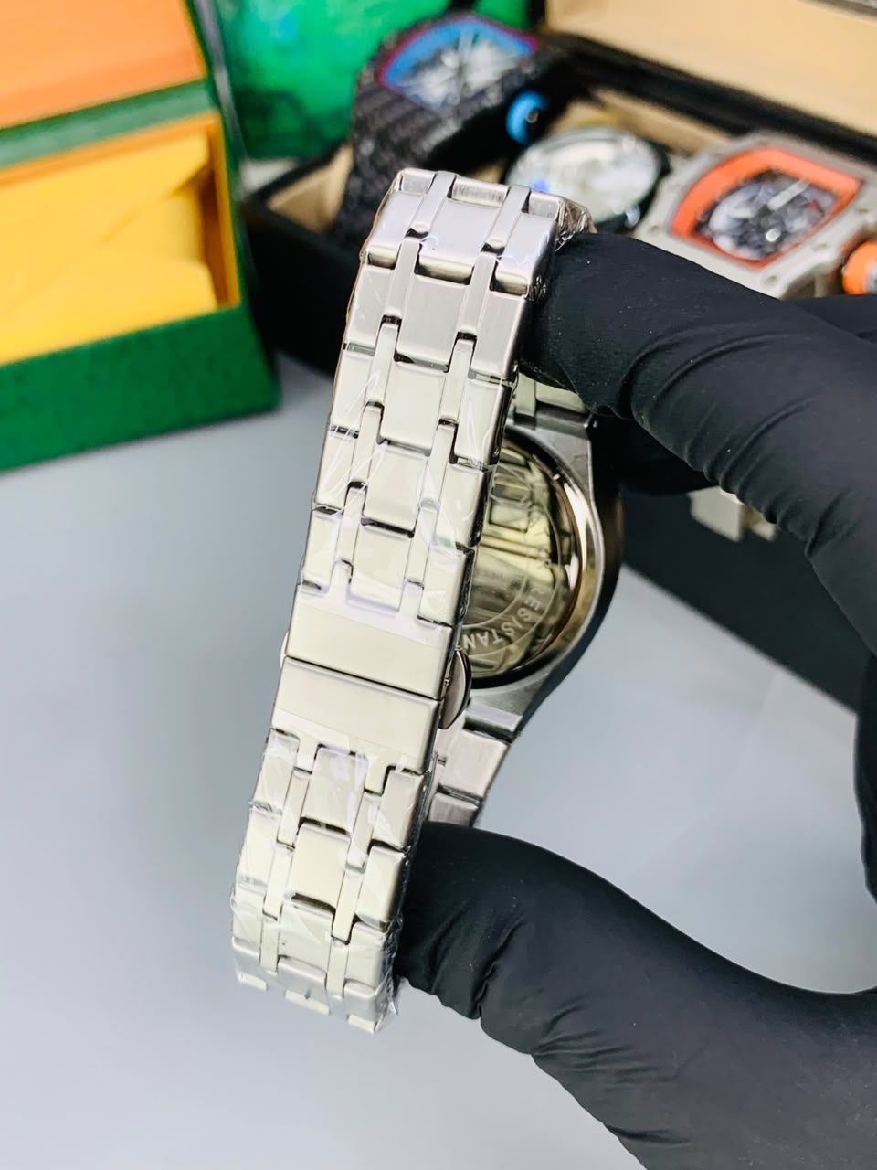 GUCI Slim Watch Model (Gold White) Patni Watches