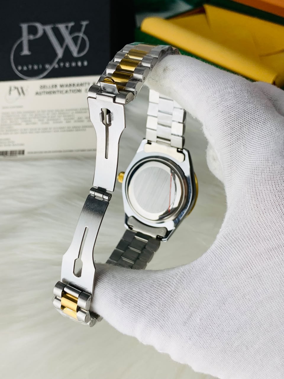 New Plain Dial Model (Silver) Patni Watches