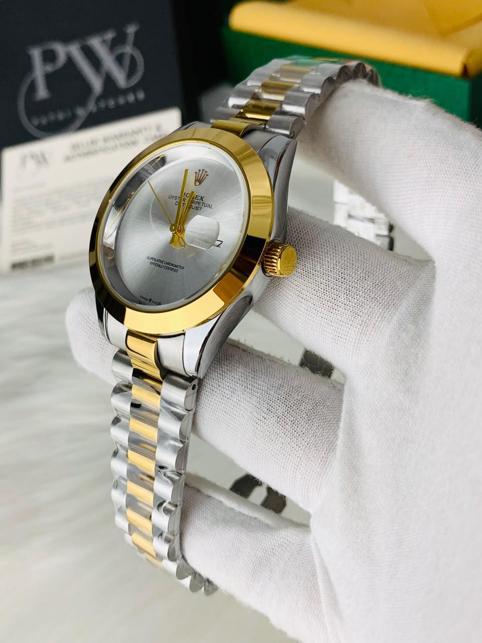 New Plain Dial Model (Silver) Patni Watches