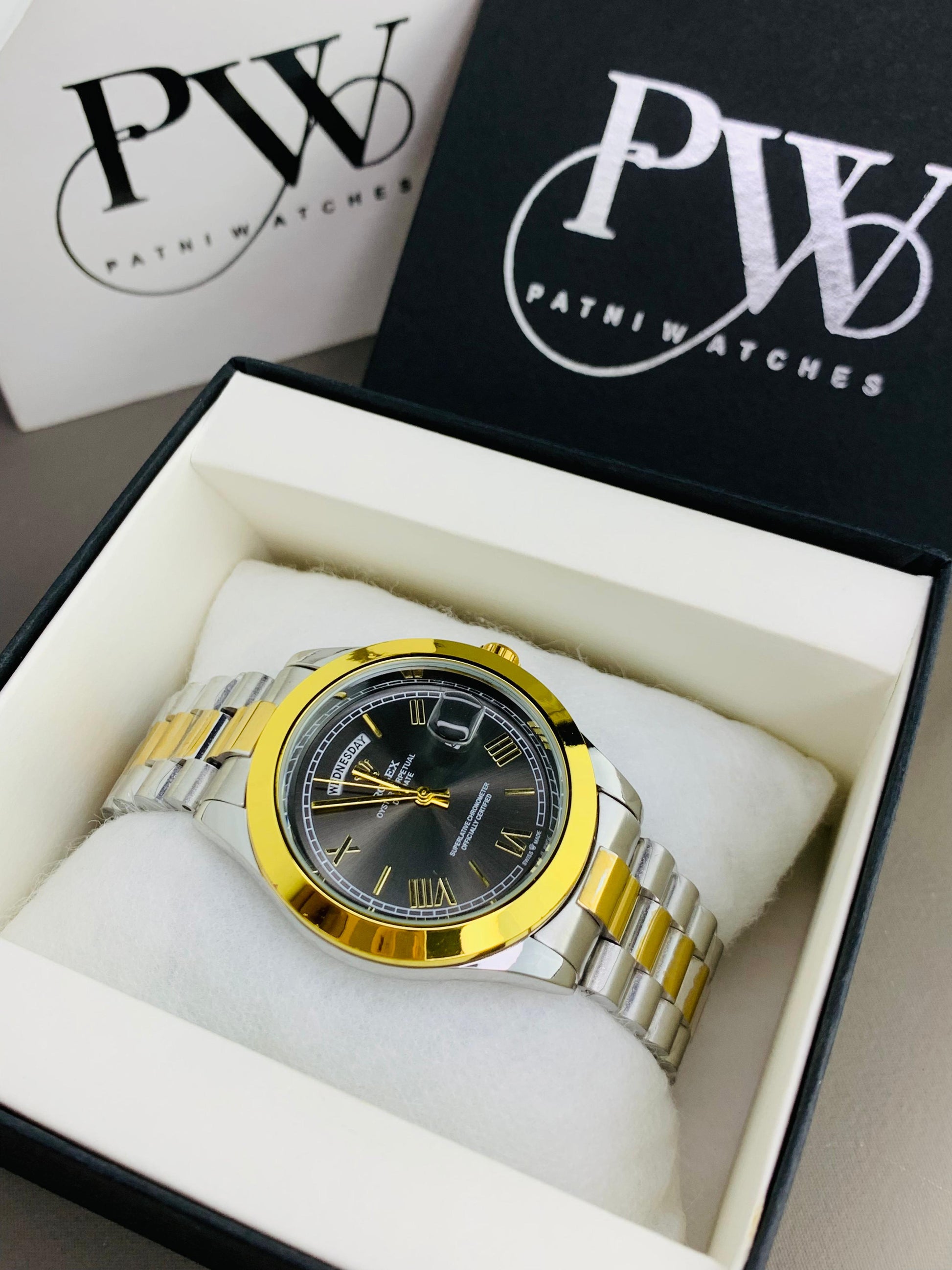 Roman Dial Model (Gold) Patni Watches