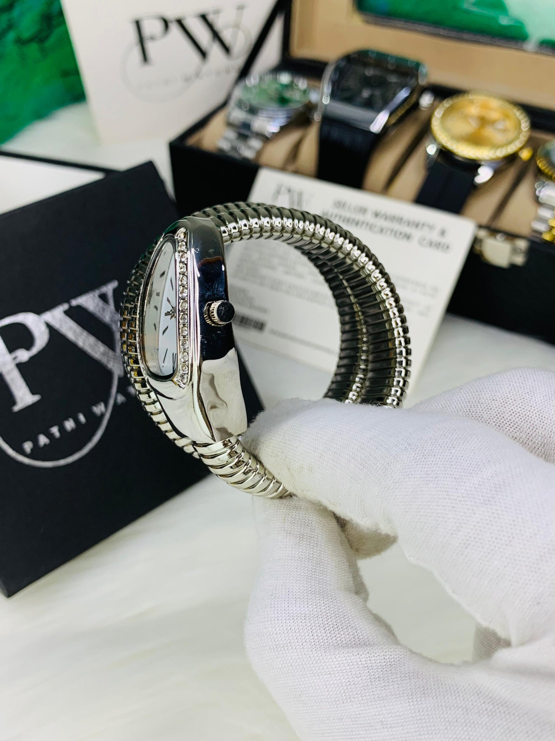 BVL Snake Model (Silver White) Patni Watches