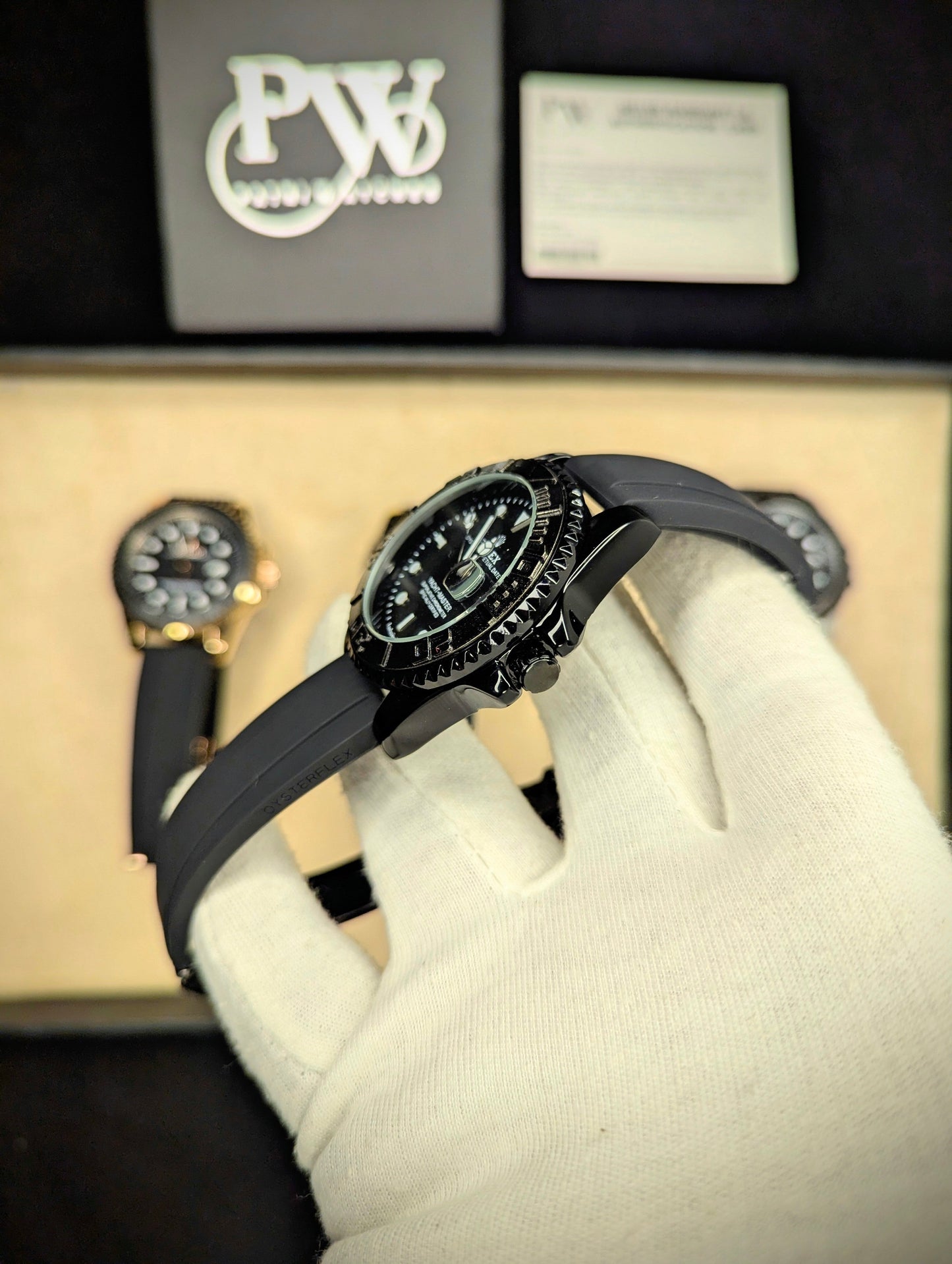 New Black Beauty Model Patni Watches
