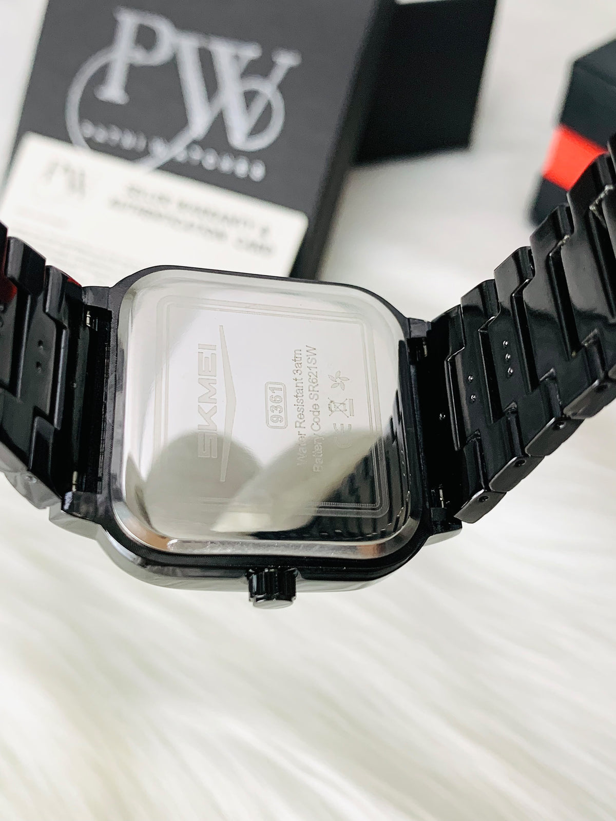 Skmei Black Model (White) Patni Watches